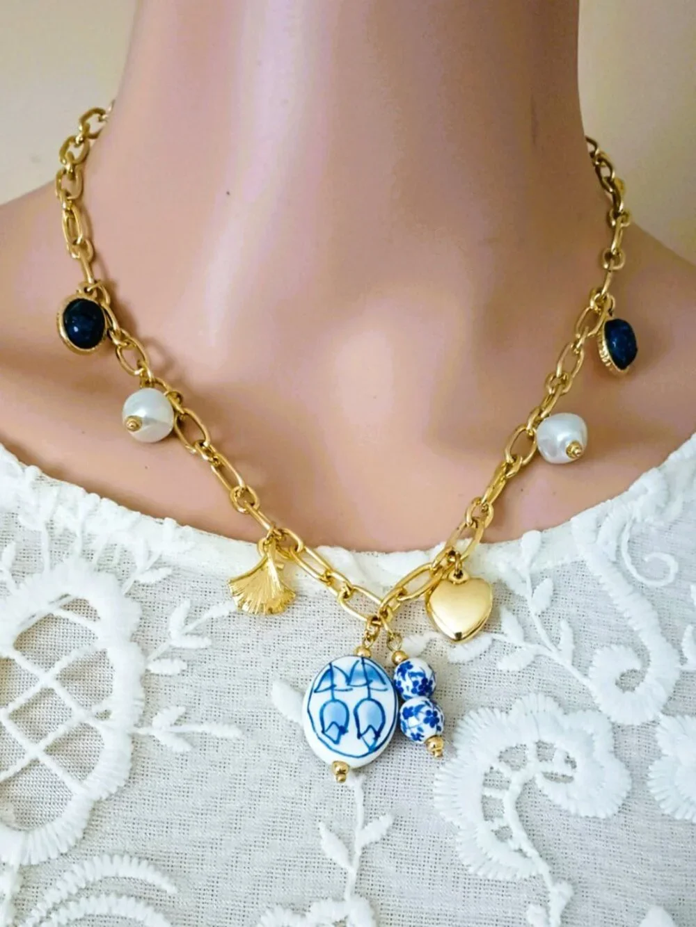Willow Porcelain Gold Tone Necklace 19